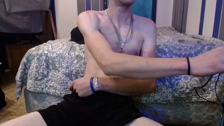 kinkyle6969  20-02-2022